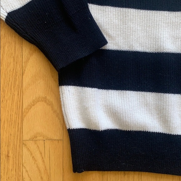 Uniqlo striped Sweater - Picture 3 of 4